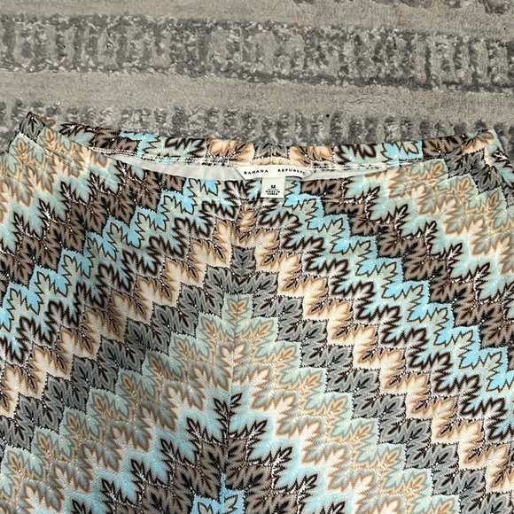 🏷️ SALE 🏷️ Banana Republic Zig Zag shirt & skirt set - Picture 10 of 13